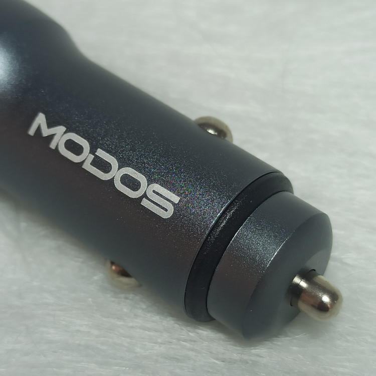 شارژر فندکی Modos R15