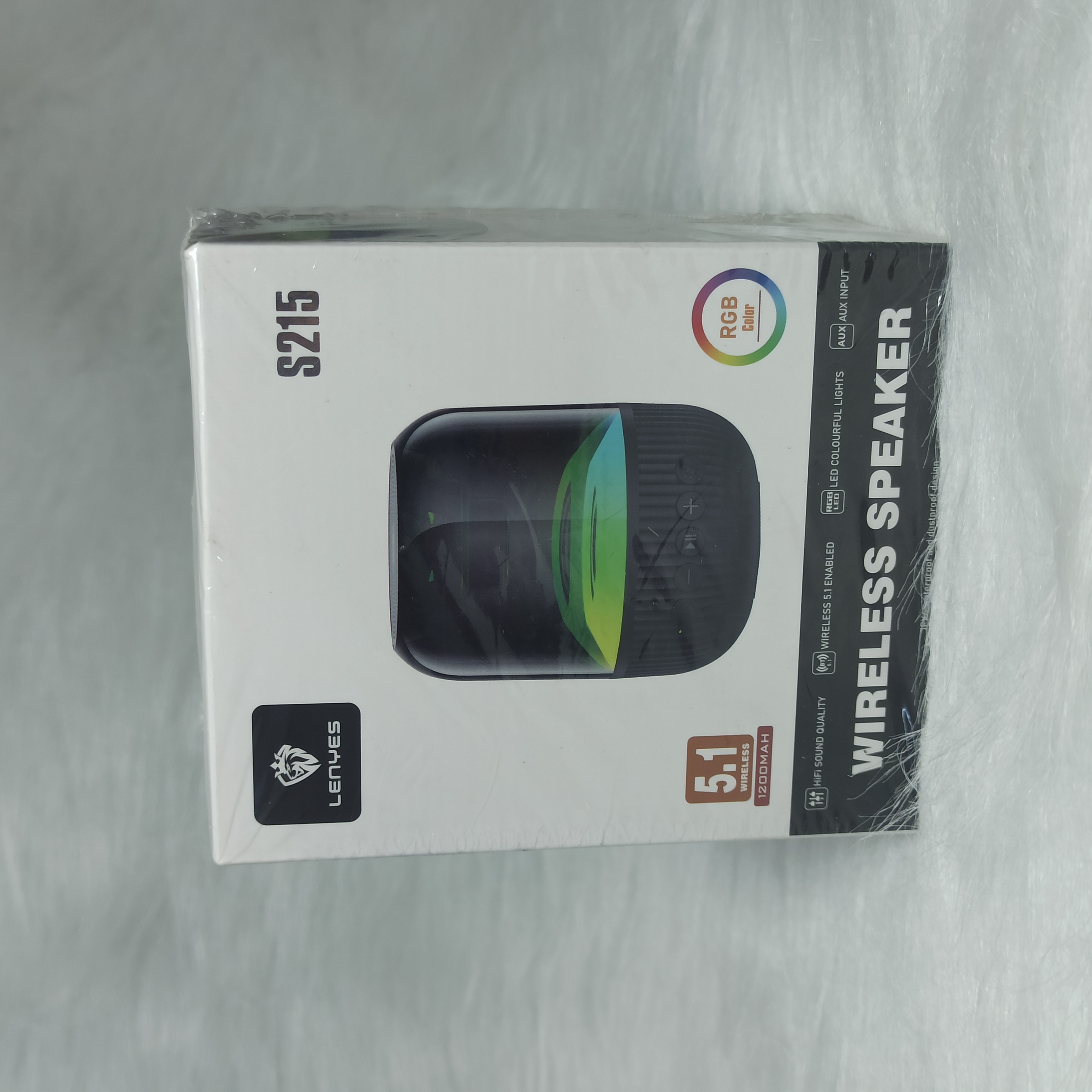 اسپیکر بلوتوثی قابل حمل RGB لنیس مدل S215 برند LENYES